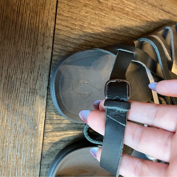 Olukai awe awe black and silver strappy sandals - Picture 3 of 7